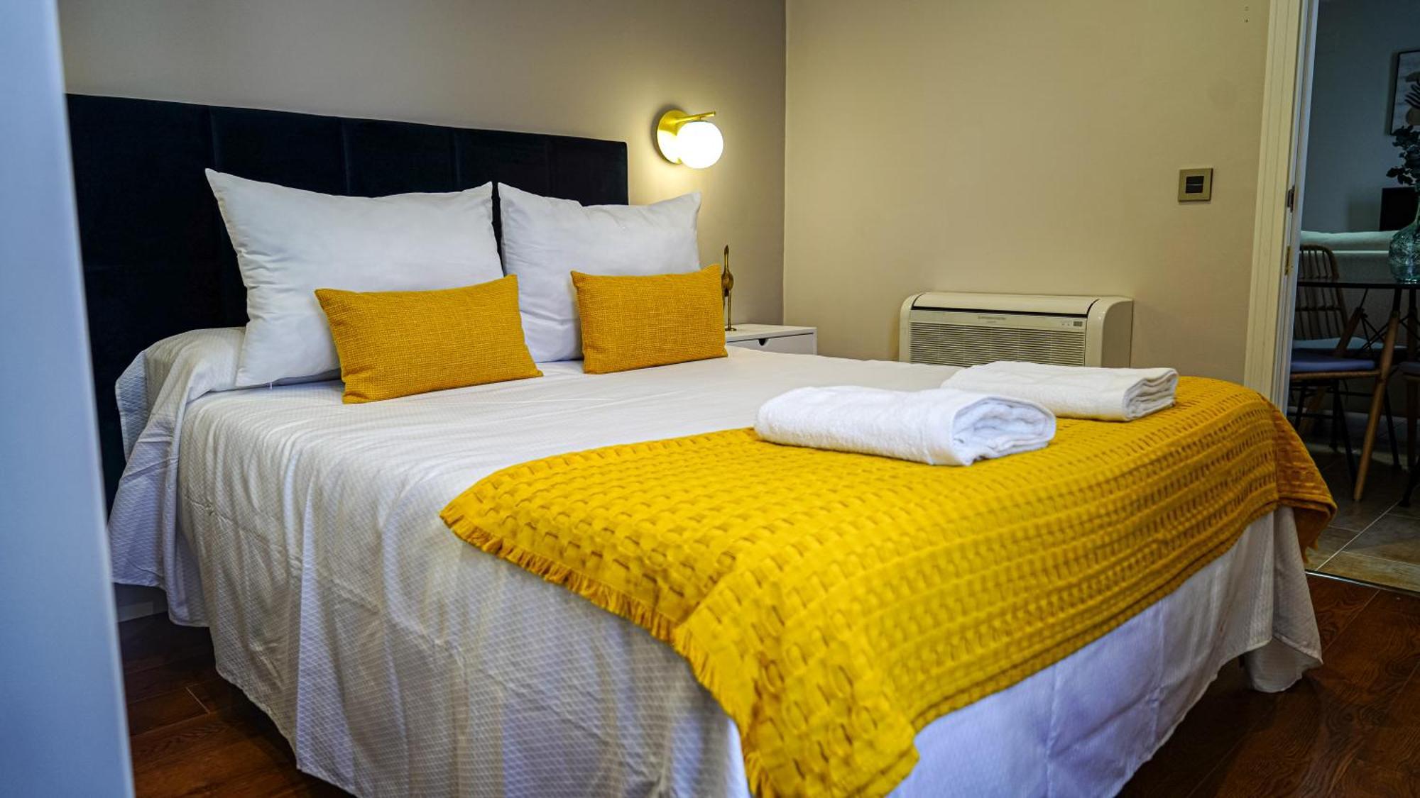 Apartamentos Puente Romano Suites Μέριδα Εξωτερικό φωτογραφία